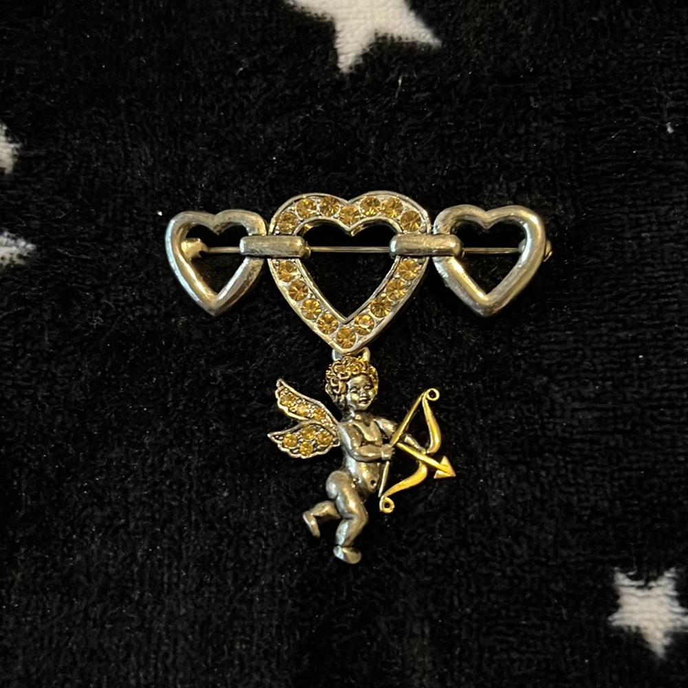 Vintage hearts and valentine pin